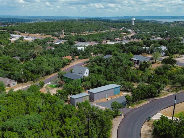 569 LEDGEVIEW DR, Canyon Lake, TX 78133
