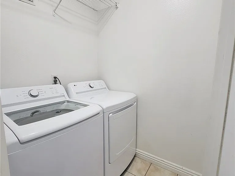 5525 W Flamingo Rd #2040 — Photo 13