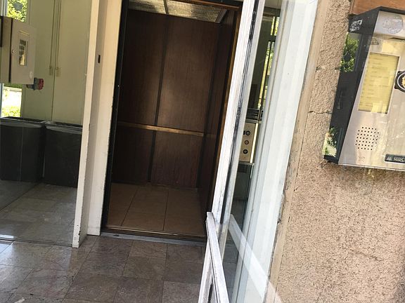 Elevator!