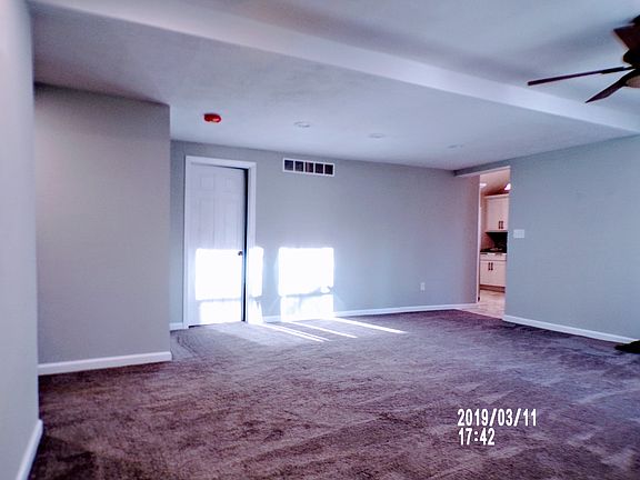 5th image of 217 E Louis St