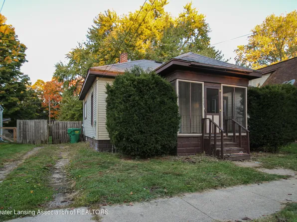 609 S Constantine St, Three Rivers, MI 49093