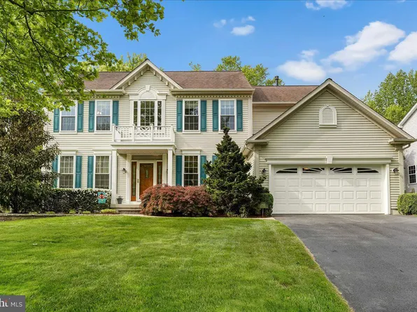 3806 Marsh Rd, Garnet Valley, PA 19060