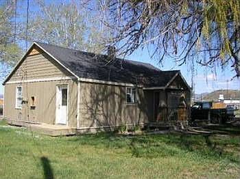 4th image of 1509 NW Harwood Ave