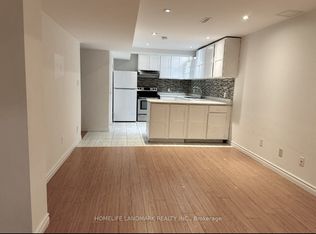 138 Keffer Cir, Newmarket, ON L3X 1R8