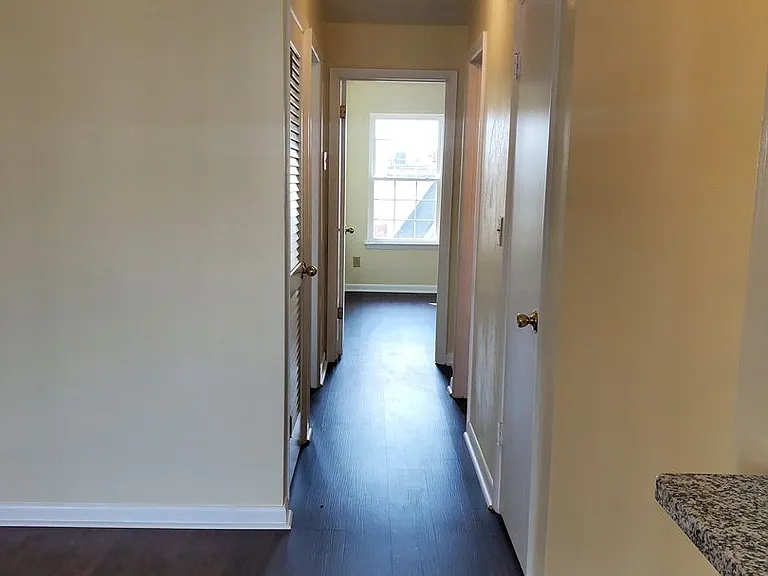 1893 Chantilly Ct — Photo 12