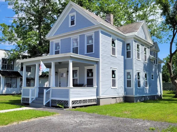 5 Barton Avenue, Hoosick Falls, NY 12090