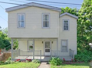 58 Williams St, Niskayuna, NY 12309