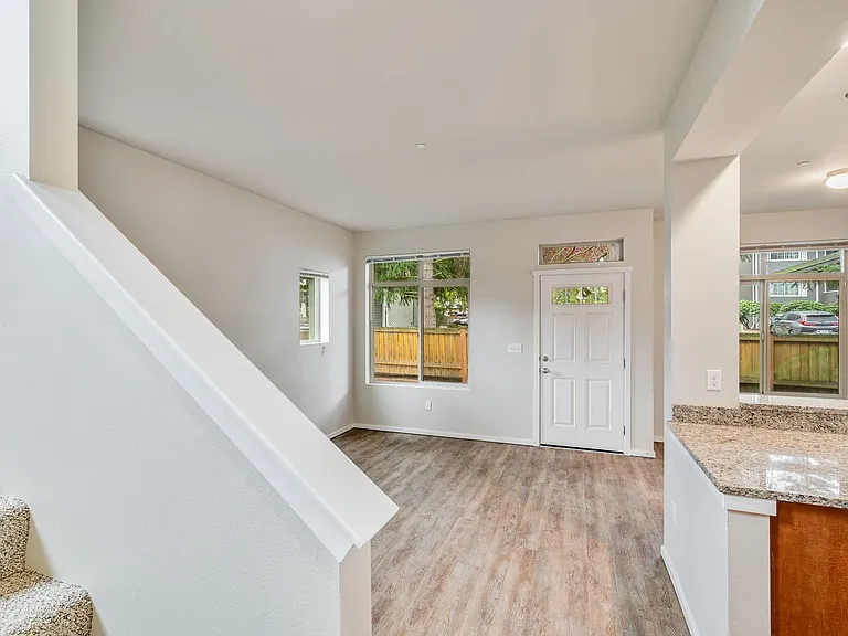 Pinnacle Townhomes — Photo 27
