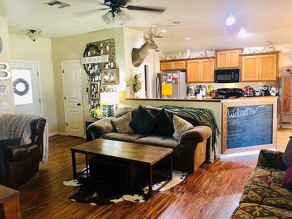 Open living/dining/kitchen