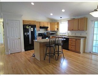 4th image of 23 Payeur Cir