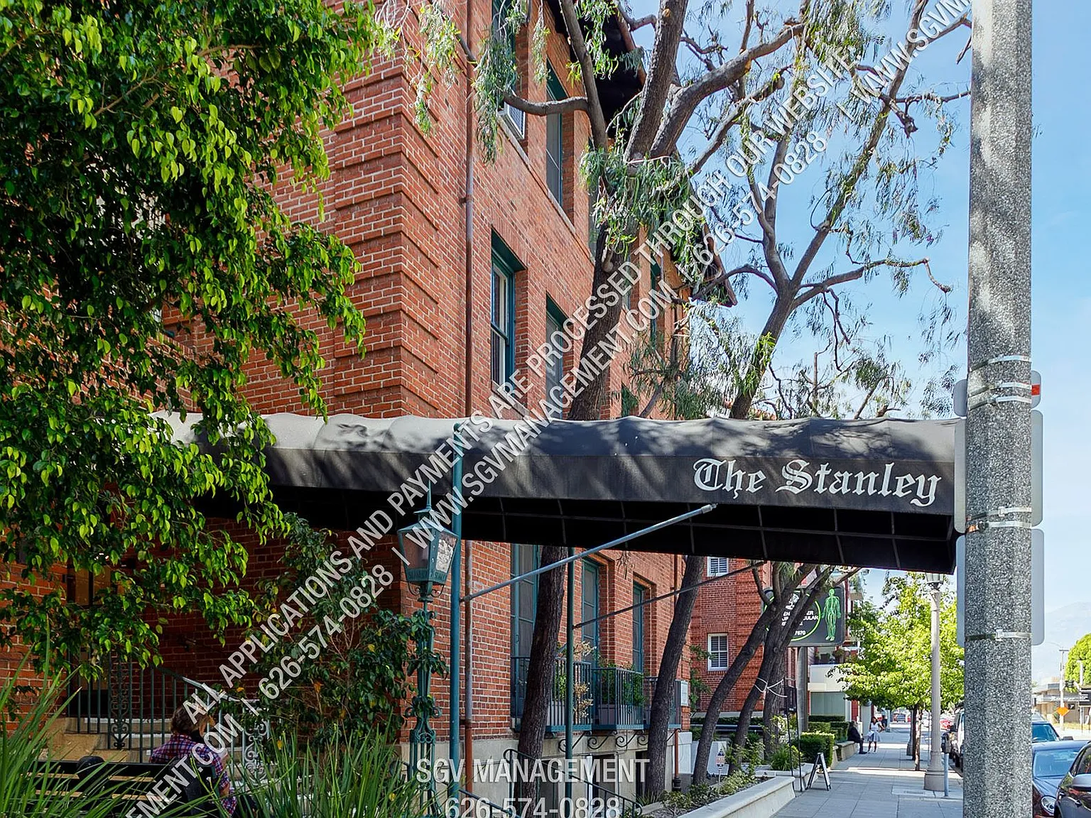 149 S Los Robles Ave — Photo 3