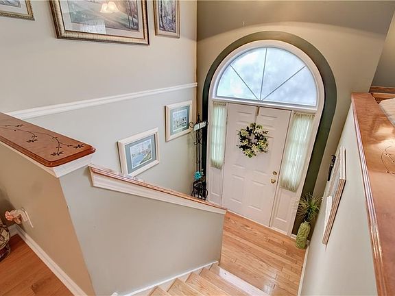 3rd image of 1455 Chalet Cir