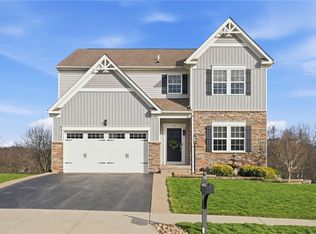 33 Trotter Ln, Clinton, PA 15026