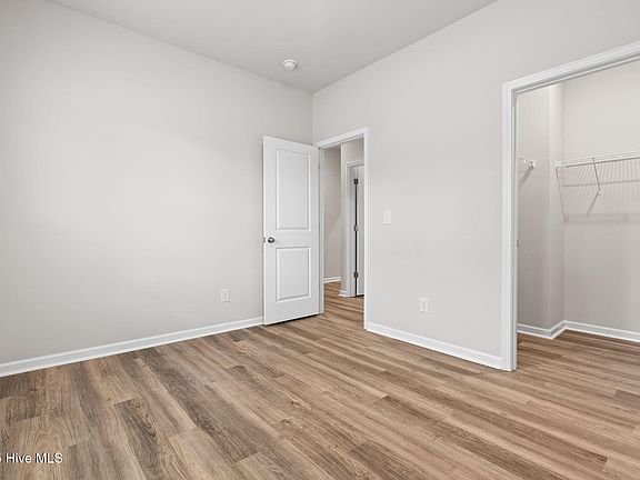 5th image of 24 Staples Mill Drive NW