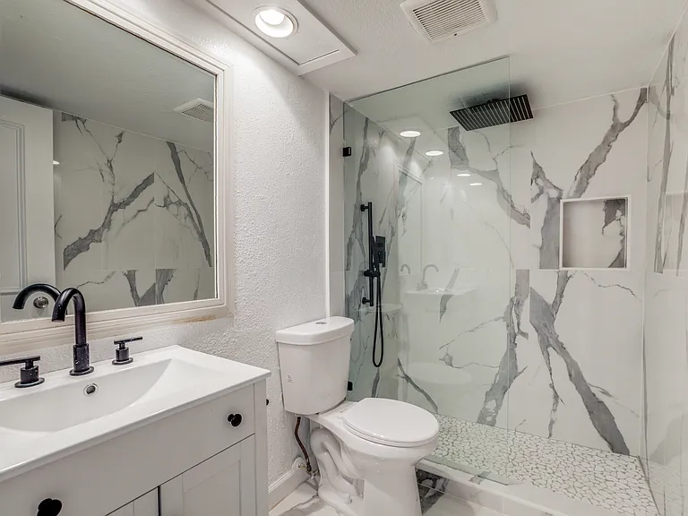 5325 Fleetwood Oaks Ave #253 — Photo 8