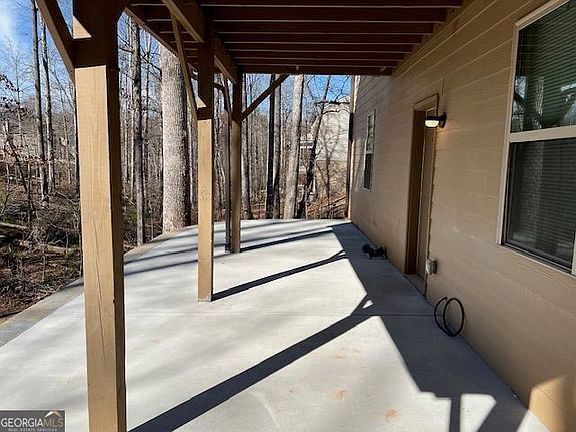 2nd image of 516 Noblewood Dr