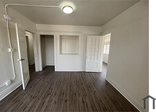2nd image of 615 4/5 S Soto St