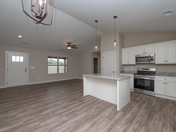 4th image of 9946 Highway 252