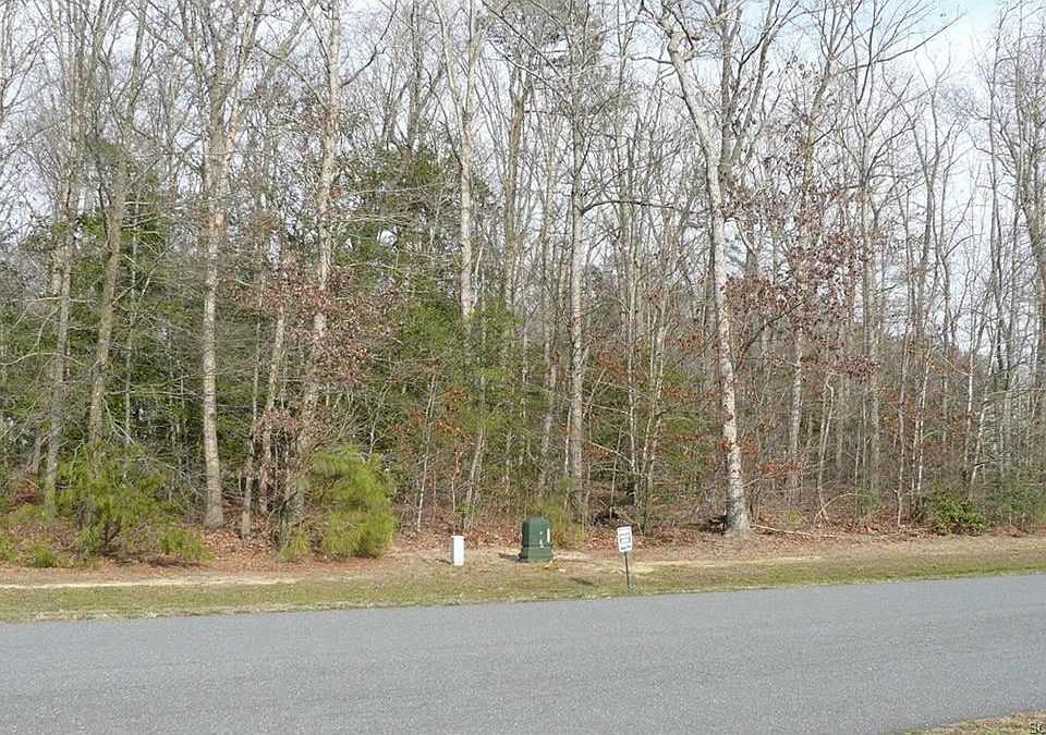 2nd image of 23152 Pine Run
