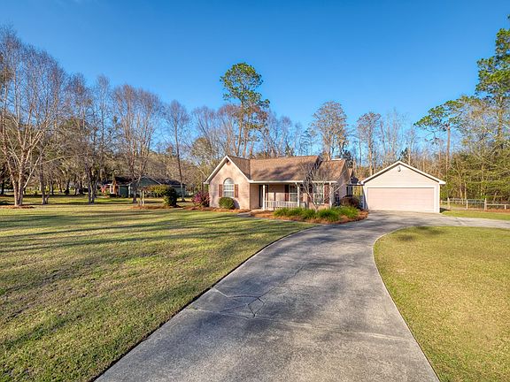 3rd image of 2522 Winnwood Cir