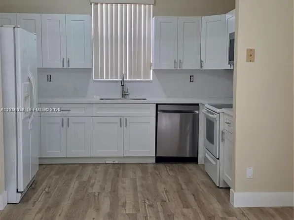 2926 NW 26th St, Miami, FL 33142