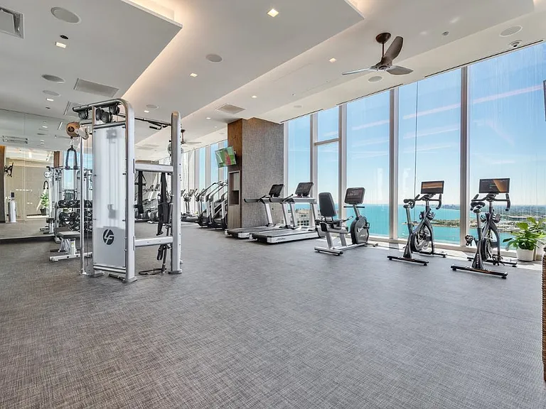 363 E Wacker Dr #6901 — Photo 16