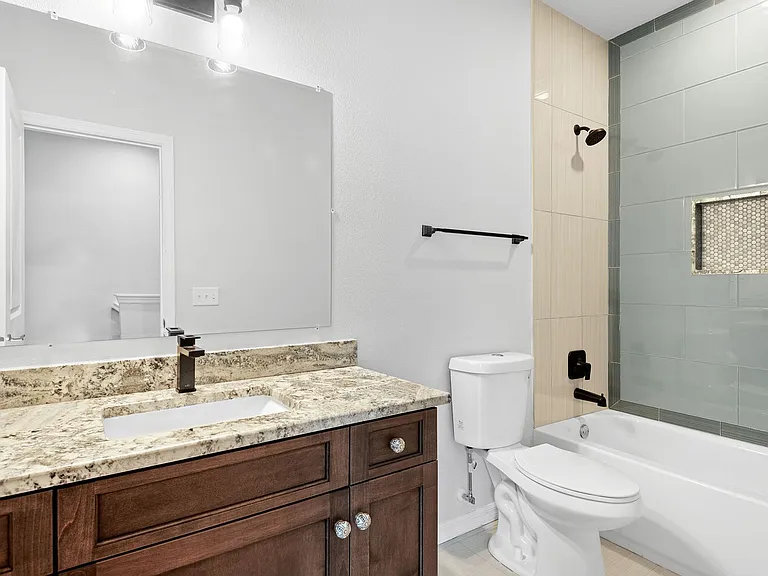 537 Sunbranch Ln — Photo 13