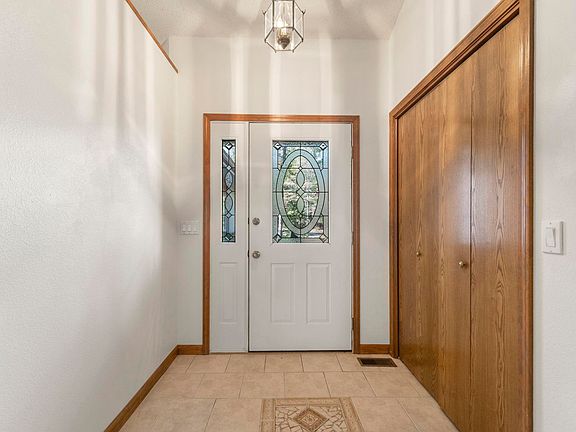 4th image of 27 Encantado Ln