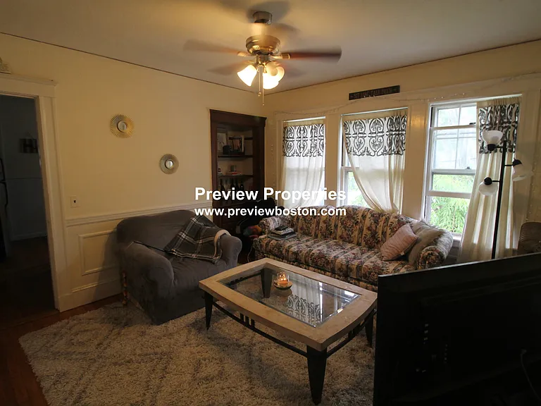 14 Champney St #2P — Photo 6