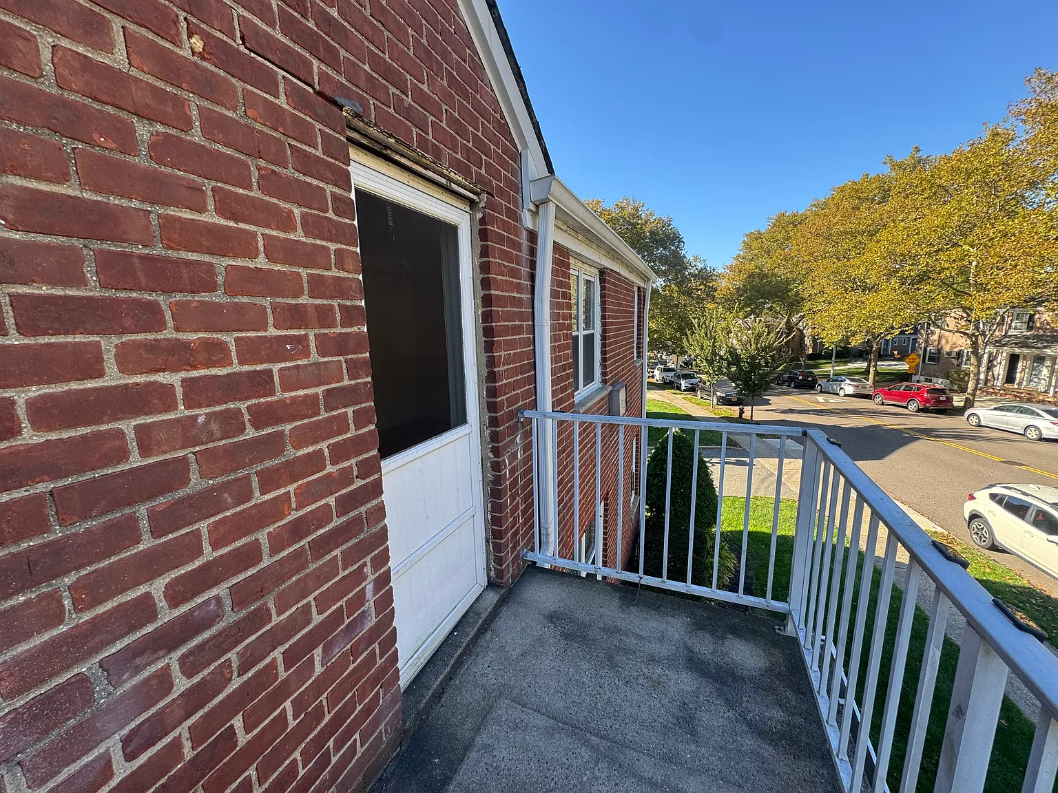2 bed, 900 sqft, $2,800 — Photo 1