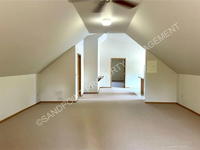 302 S 2nd Ave #9 — Photo 4