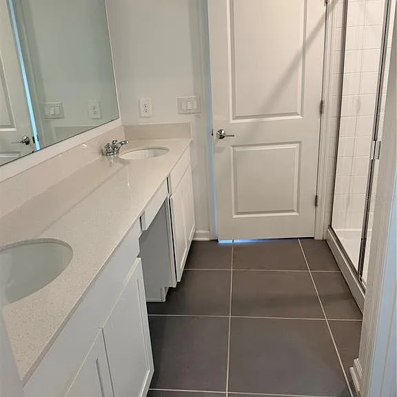 926 Jackson Ave — Photo 10