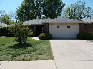 2037 S Thelma Ave, Springfield, MO 65807