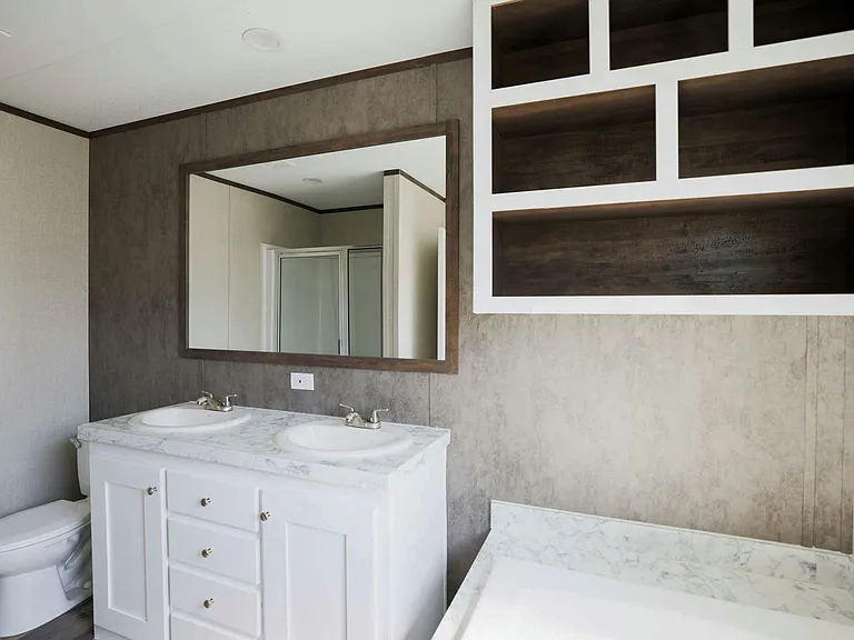 218 Islero Dr — Photo 11