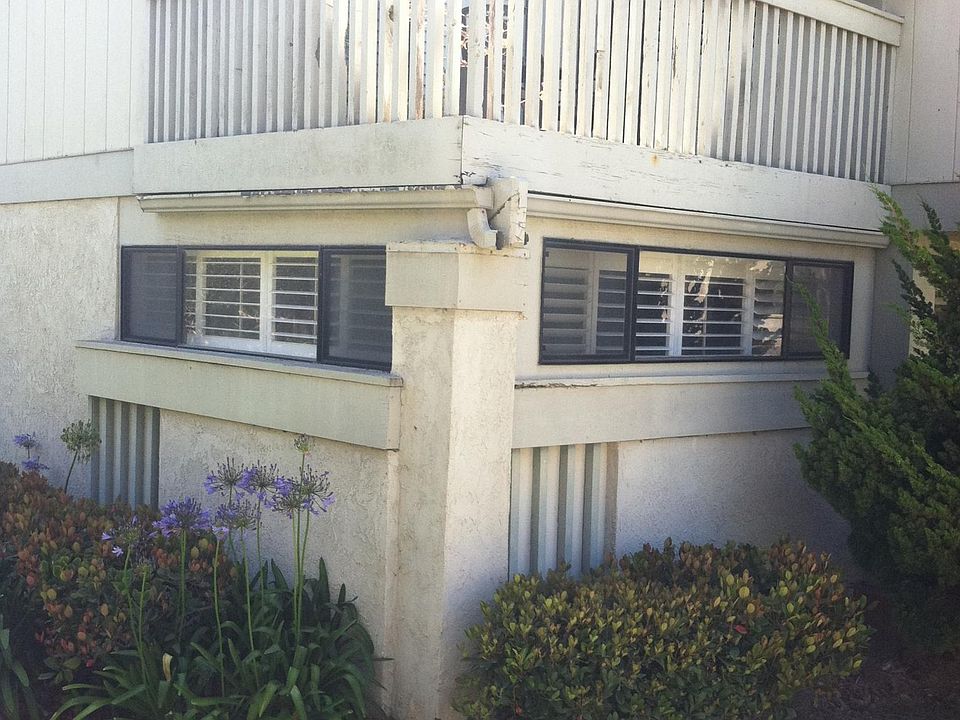 Image of bonus room from outside.