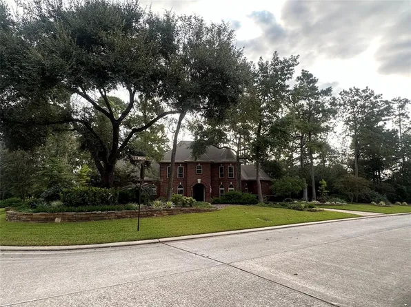 27 S Windsail Place, The Woodlands, TX 77381