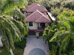 5221 Avenida Del Mare, Sarasota, FL 34242