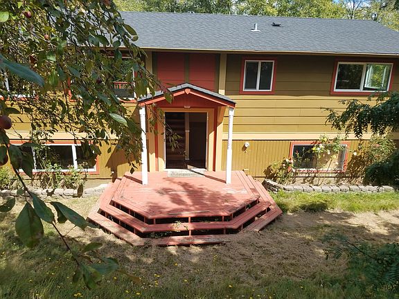 2nd image of 102 Green Hill Dr