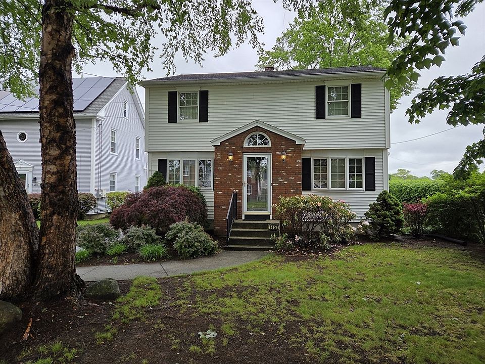 1st image of 1451-1453 Carew St