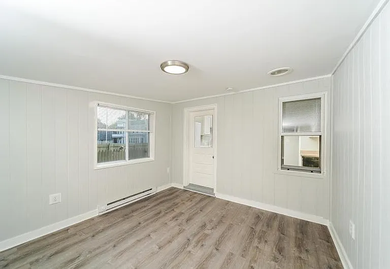 28 Lancaster St — Photo 16