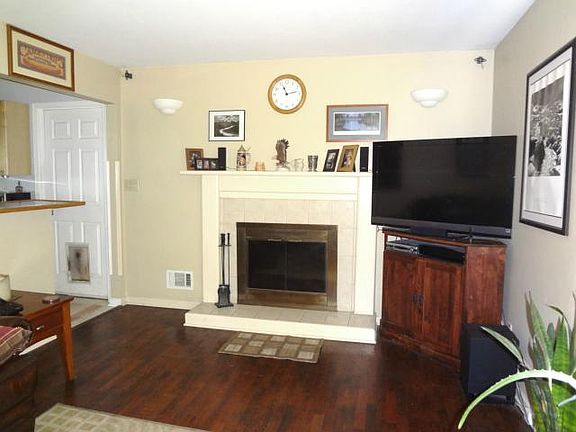 5th image of 8822 Craig Dr