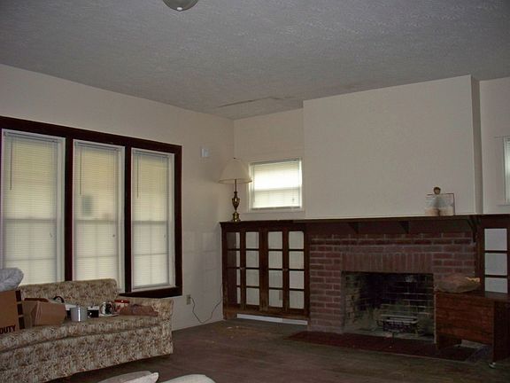 4th image of 1111 Salem Ave