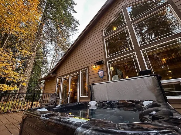 68182 E Twinberry Loop, Welches, OR 97067