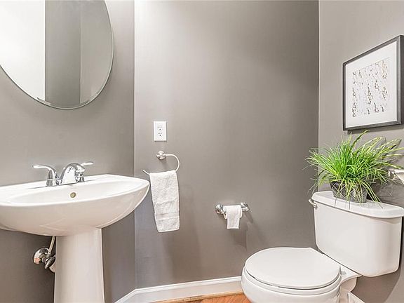 5th image of 711 Cosmopolitan Dr NE Unit 307