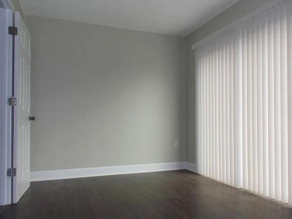3rd image of 1854 Augusta Dr #11168459