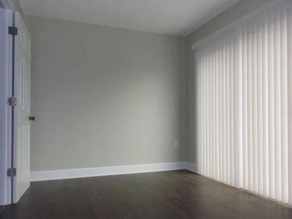 2nd image of 1844 Augusta Dr #11168437