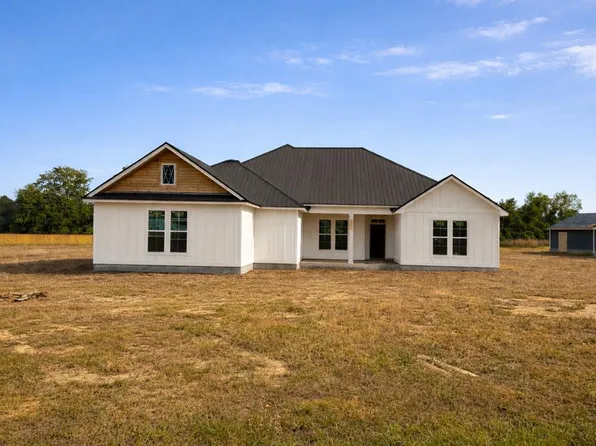 3053 Mary Powell Way, Hahira, GA 31632