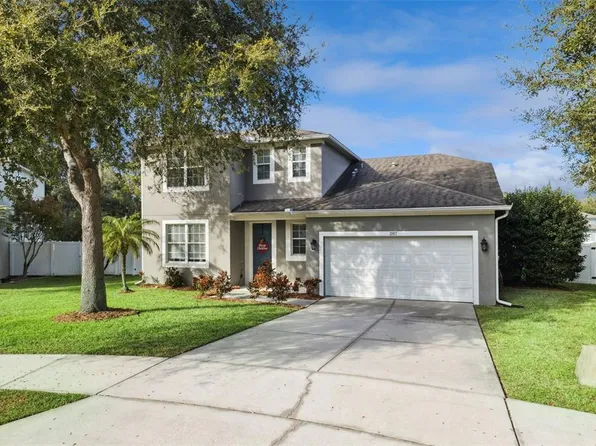 287 Fallen Oak Ct, Eustis, FL 32736