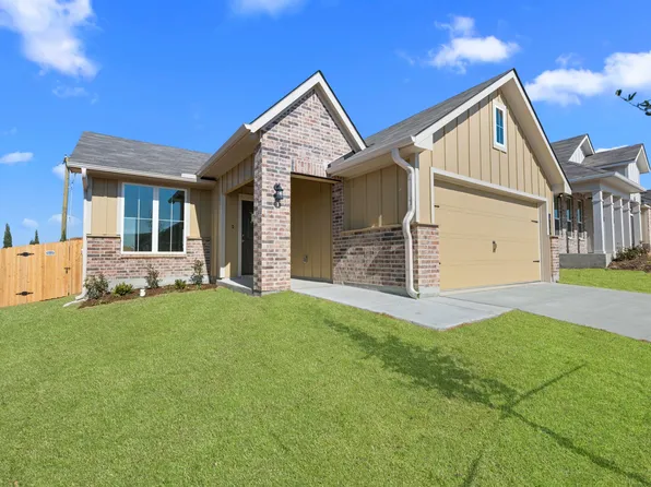 804 N Fork Ranch Rd, Waco, TX 76705