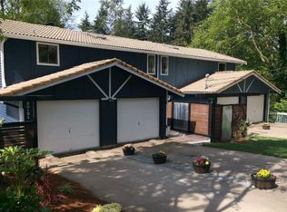 20131 Forest Park Dr NE, Seattle, WA 98155